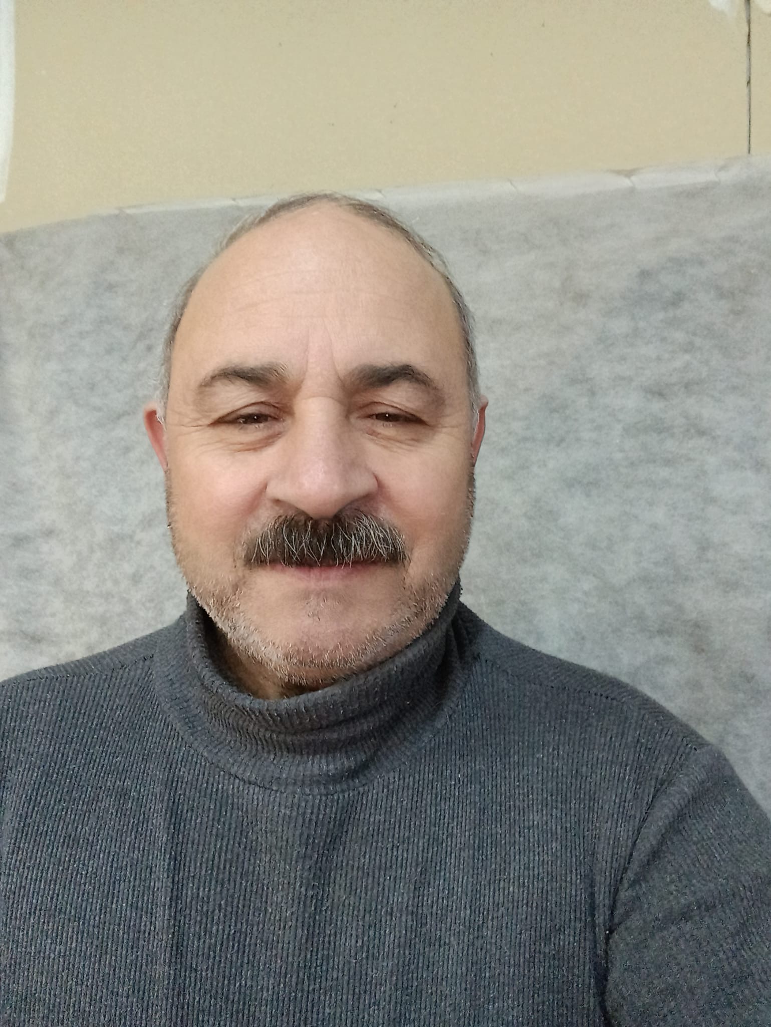 YAŞAR SEVİNÇLİ